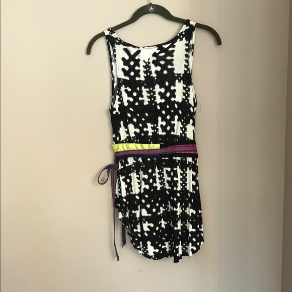 Common Thread Multicolored Sleeveless Top. Size S - Picture 4 of 5